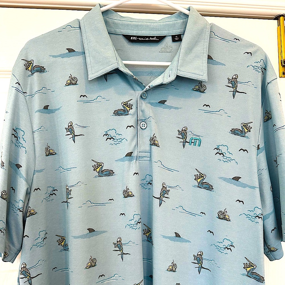 XL Men’s Travis Matthew’s polo